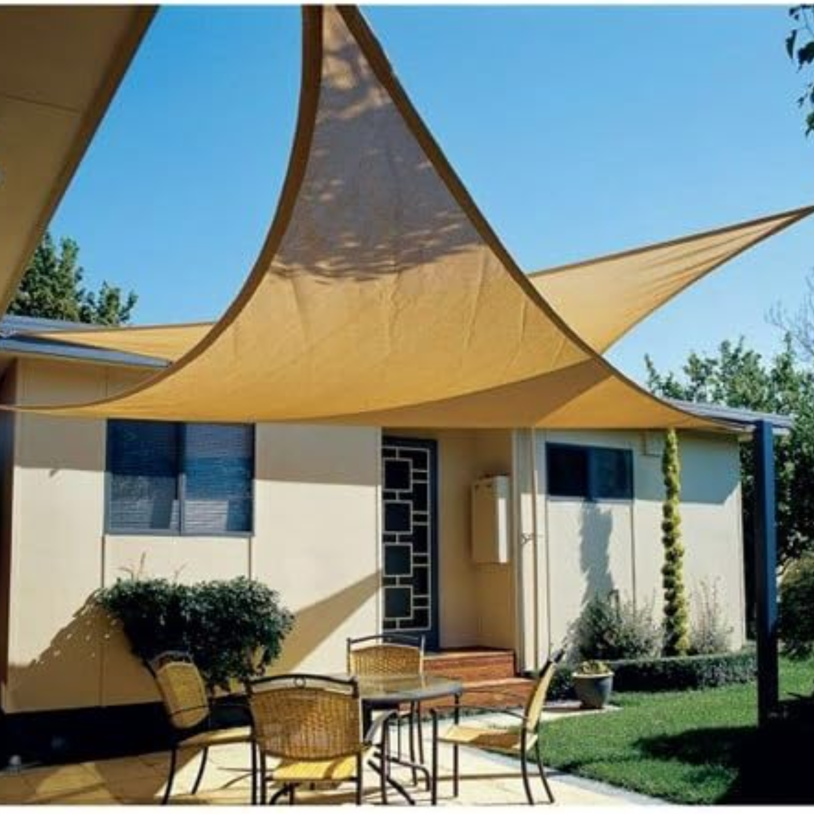 Vela ombreggiante triangolare in hdpe 180gr/mq - Millin