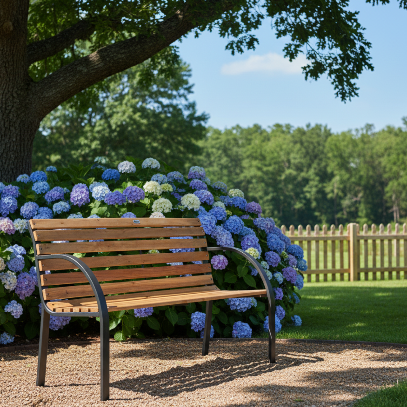 Panchina da esterno in ghisa e traversine in legno design moderno - Oracli