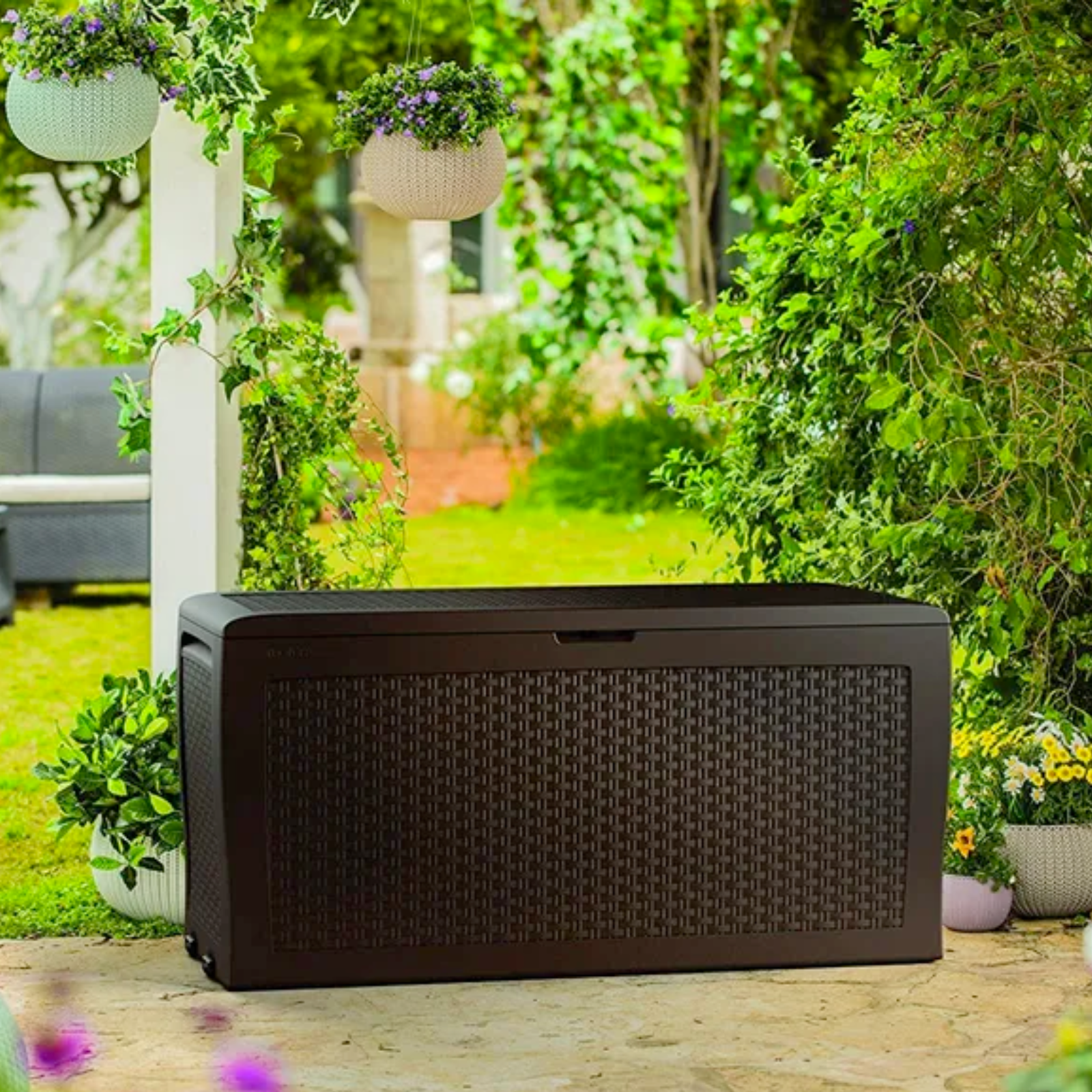 Baule contenitore in resina antiurto finitura rattan 270 Litri lucchettabile con ruote per interno o esterno