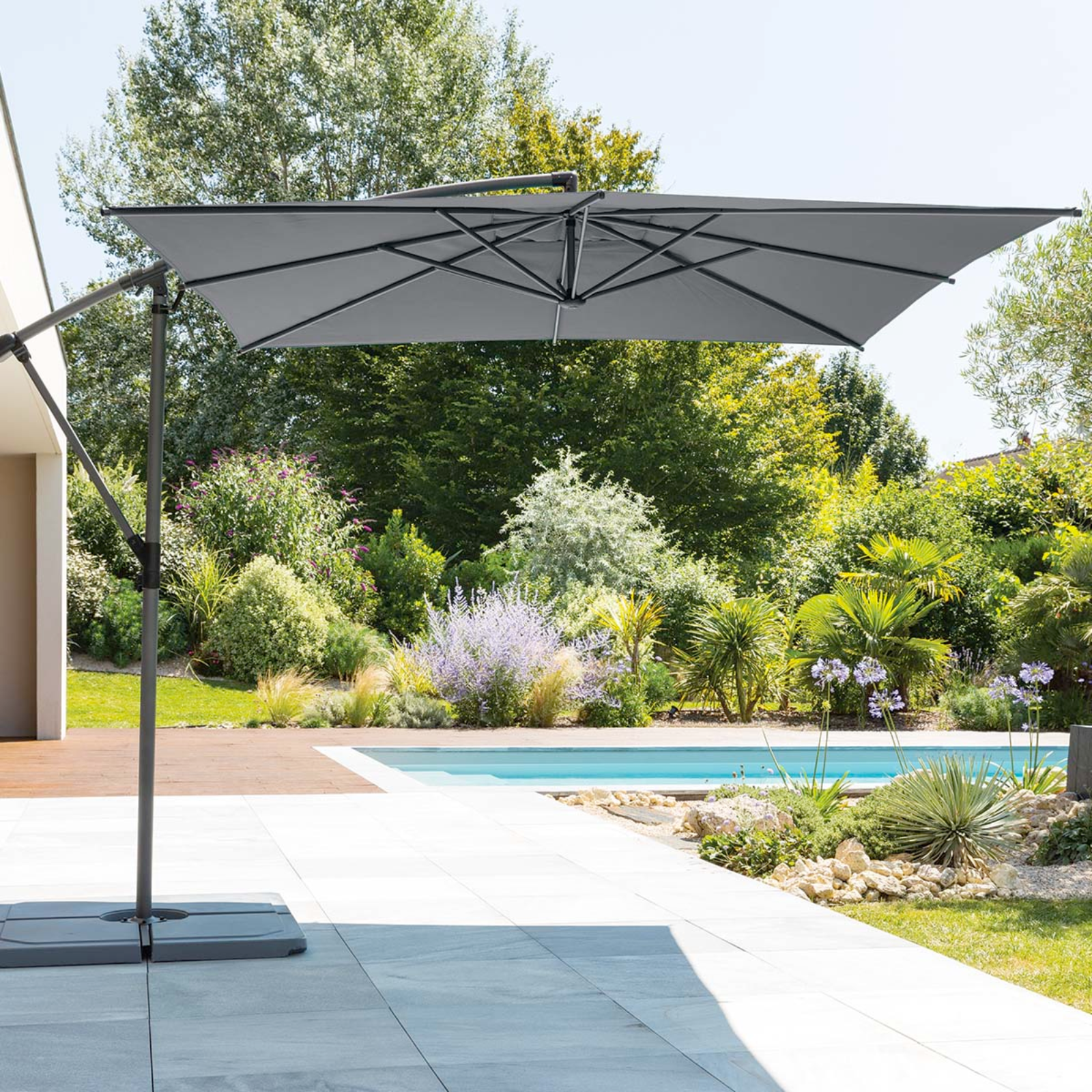 Ombrellone da giardino "Manoa" struttura in acciaio con palo laterale quadrato 2,5 x 2,5 m