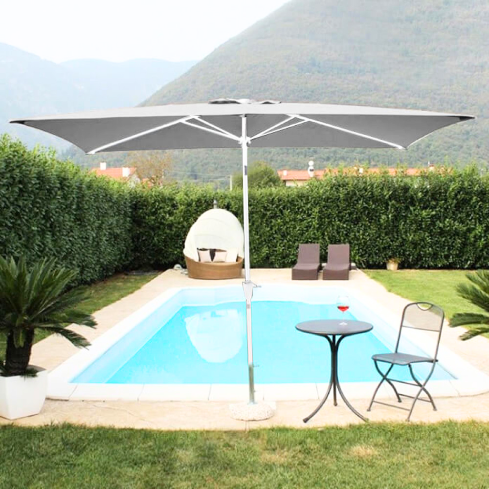Ombrellone da giardino 2x3 con palo centrale e telo in poliestere grigio - Lecce