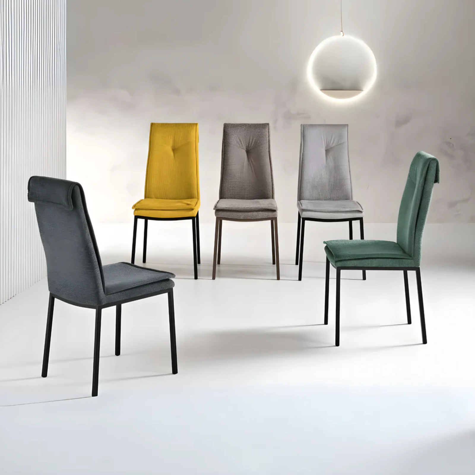 Sedia da pranzo design moderno imbottita in tessuta struttura in metallo - Clyde