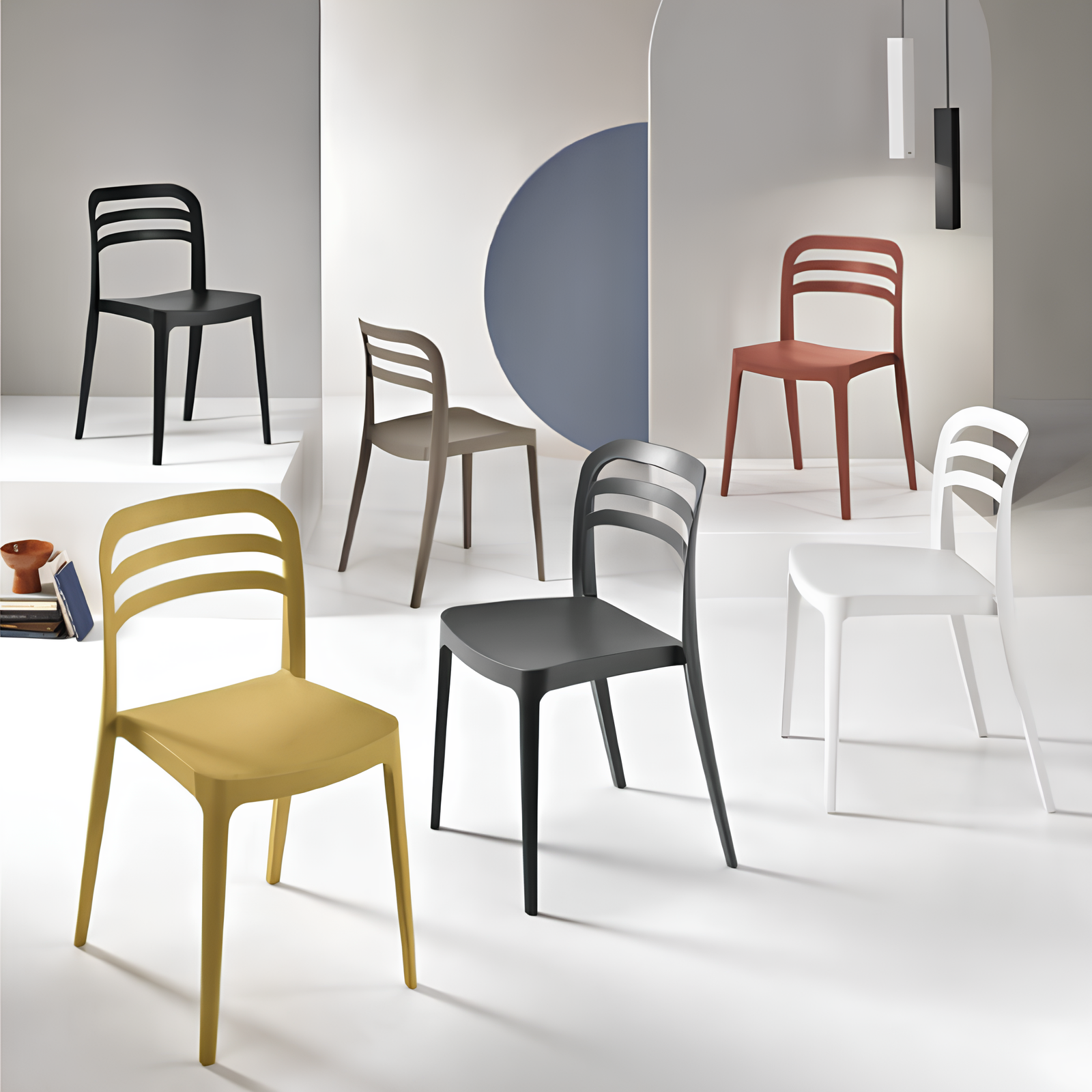 Sedia in polipropilene impilabile design moderno da interno o esterno - Django