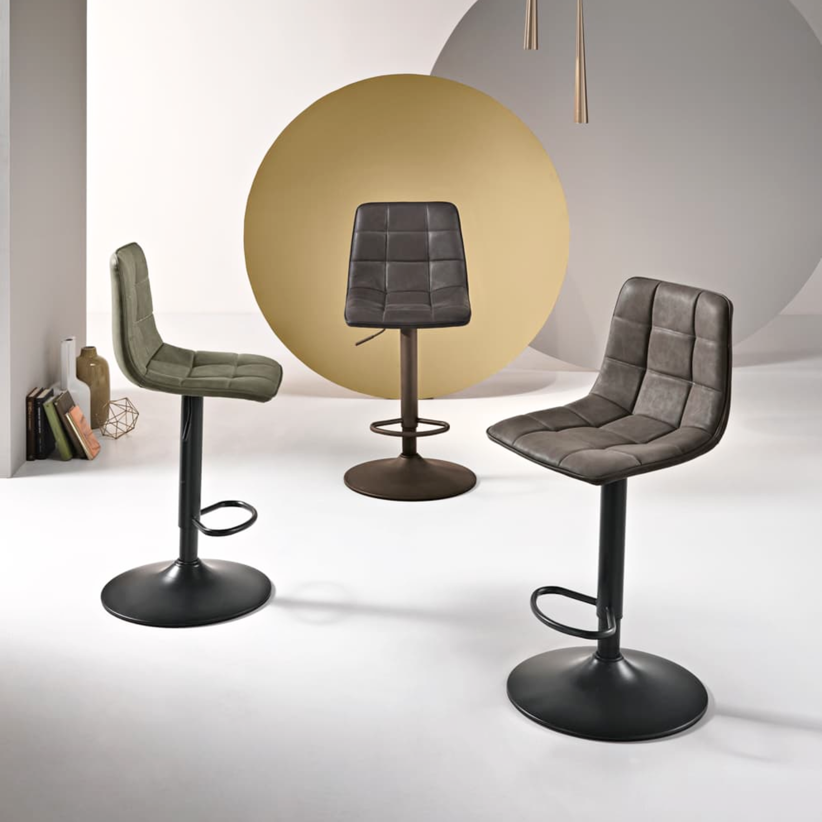 Sgabello girevole design moderno in ecopelle struttura in metallo - Arca