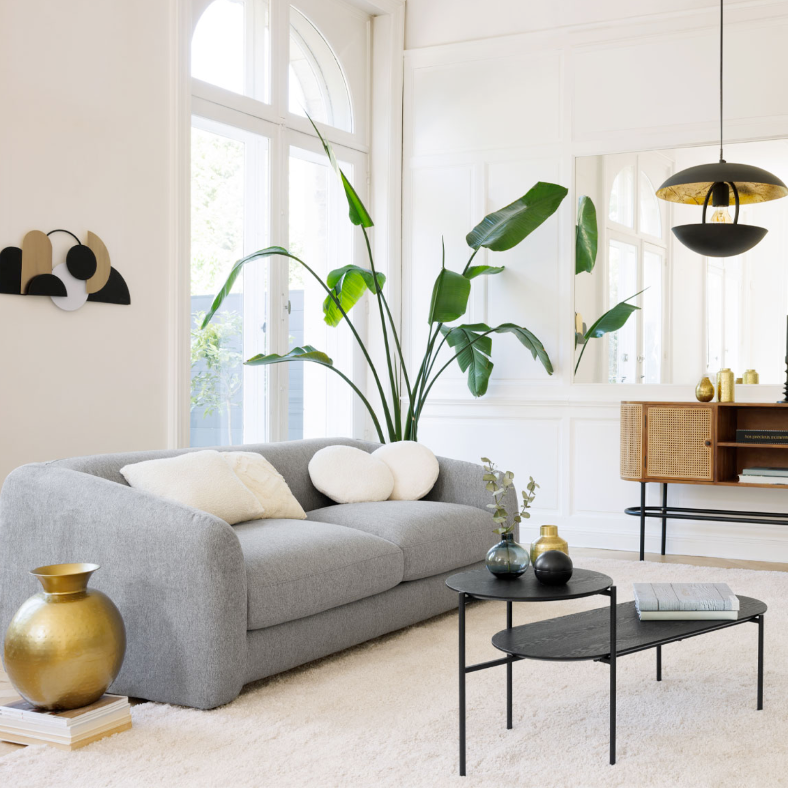 Tavolino da salotto a doppio ripiano in legno con struttura in metallo design moderno nero