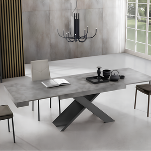 Tavolo da pranzo allungabile 160/260x76h piano in laminato cemento effetto legno con base in metallo nero - Lyra
