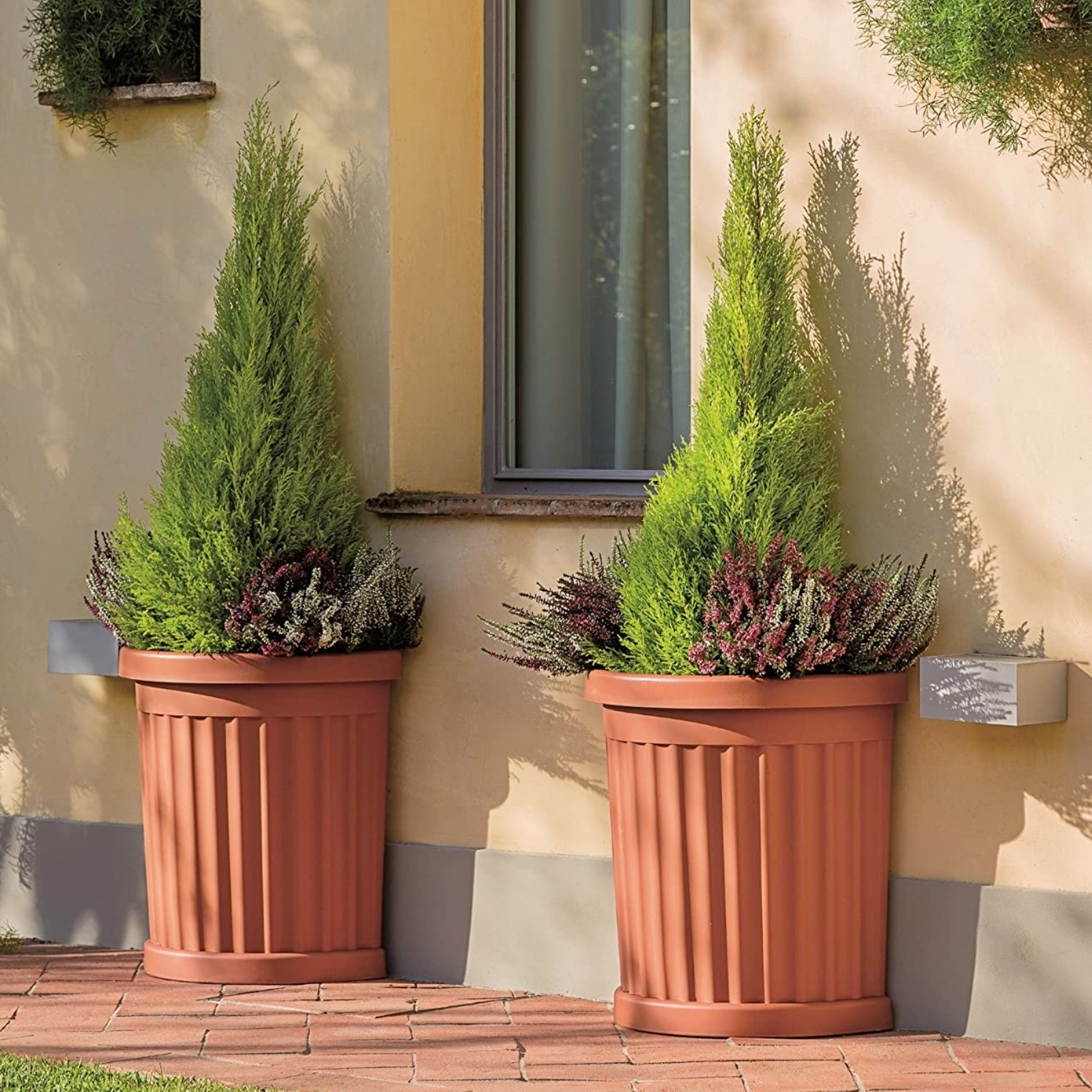 Vaso in polipropilene "Roma" con sottovaso per giardino piante o fiori